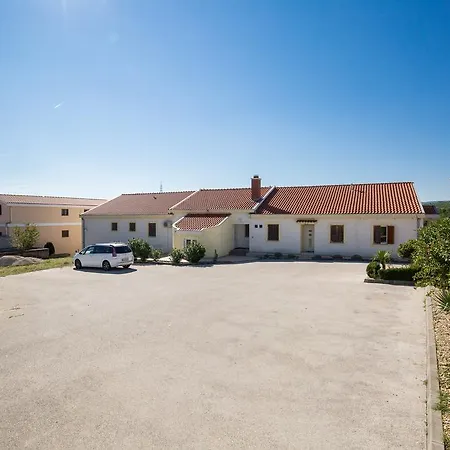 公寓 Duje Ribnica 奥布罗瓦茨