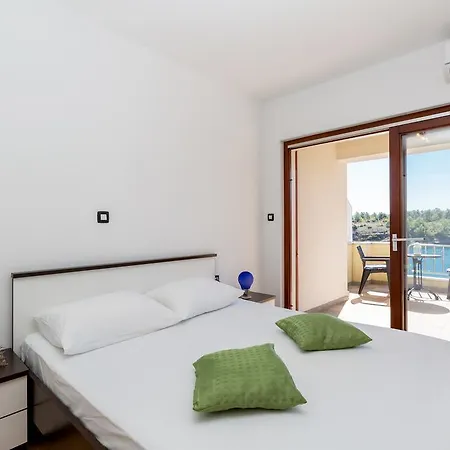 公寓 Duje Ribnica *