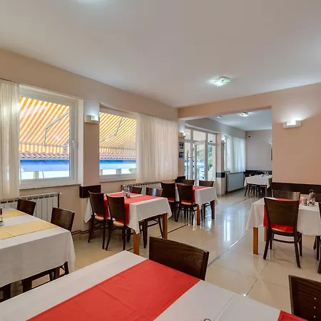 Duje Ribnica 奥布罗瓦茨