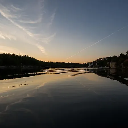 Duje Ribnica 奥布罗瓦茨